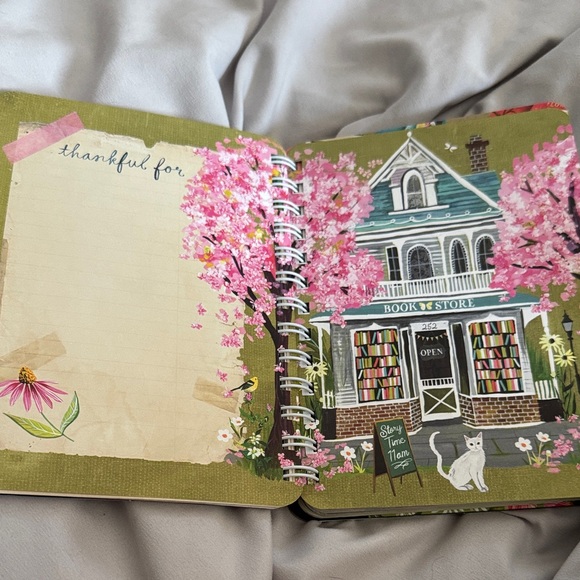 Katie Daisy | 2026 Weekly and Monthly Planner New - Picture 6 of 10